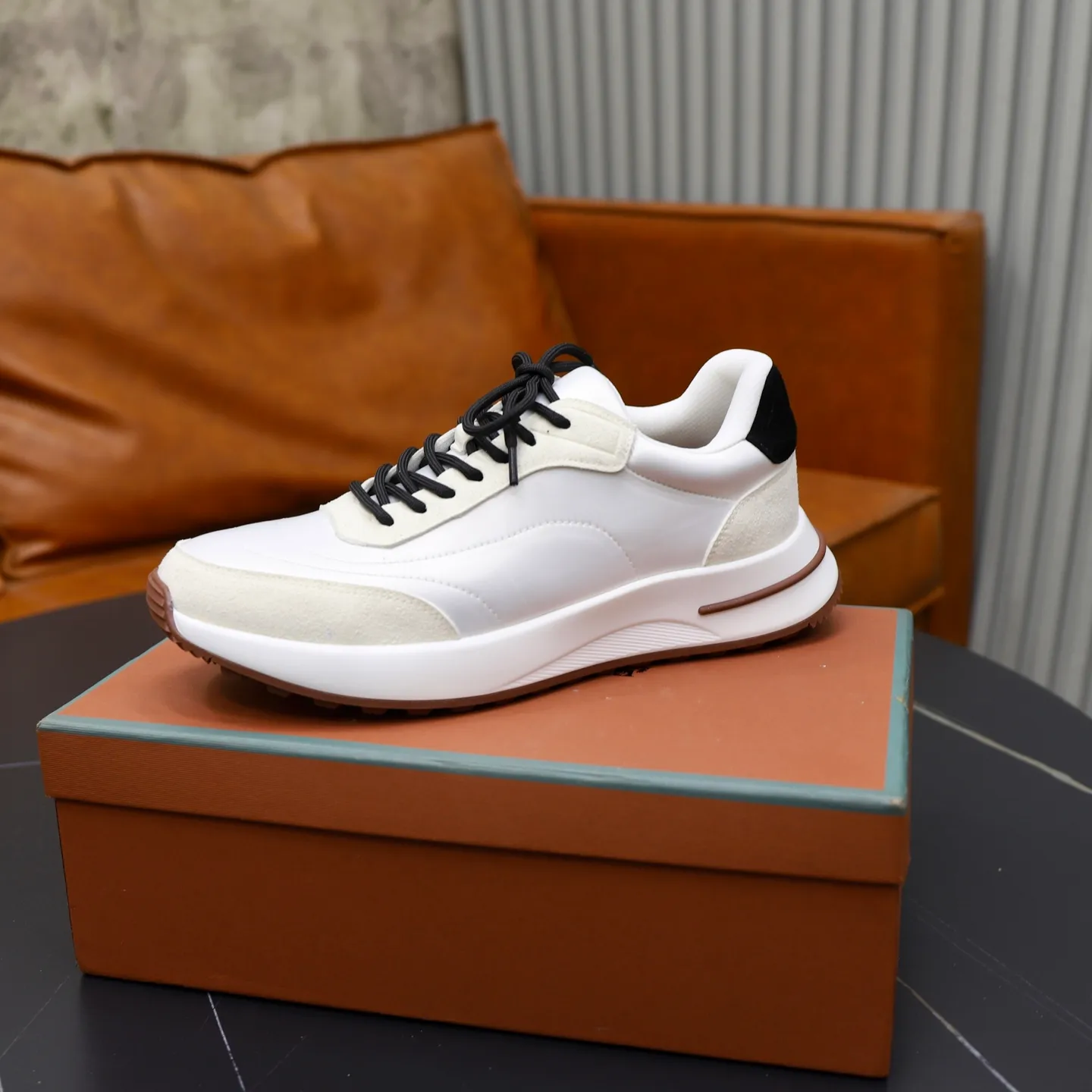 Ex-factory price: 462💰Loropiana LP men's shoes ♞size; 38-44 "45. Customized" original leather splicing. It is really easy to wear, lazy, relaxed, casual, perfect comfort, and there are many color choices, and they all look good with clothes. Is it true that Loropiana can bring social value? “Loropiana is the best thing money can buy”